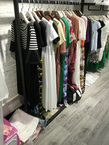 古縣女裝批發(fā)網(wǎng) 面料細呢服裝服飾零售的專業(yè)優(yōu)勢